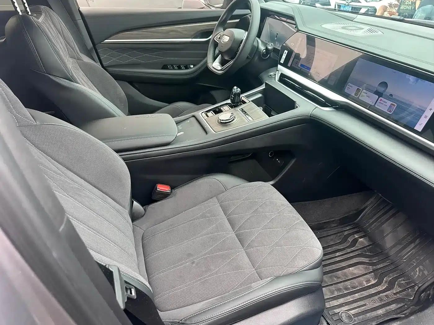 Geely Xingyue L 2025 Oriental Radiance 2.0TD Automatic Star Edition — миниатюра 8