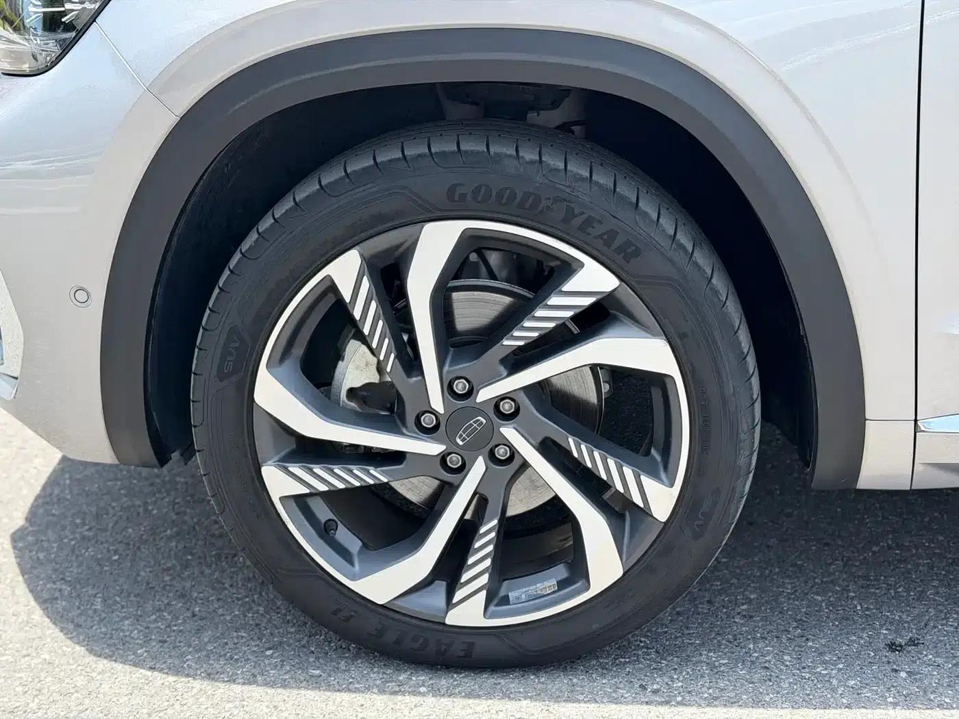 Geely Xingyue L 2021 2.0TD DCT EVO 2WD Smart Supreme Edition — миниатюра 4