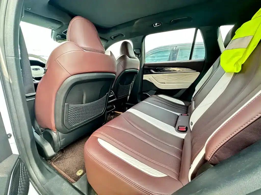 Geely Xingyue L 2023 2.0TD High-Power Automatic Two-Wheel Drive Flagship Edition — миниатюра 8