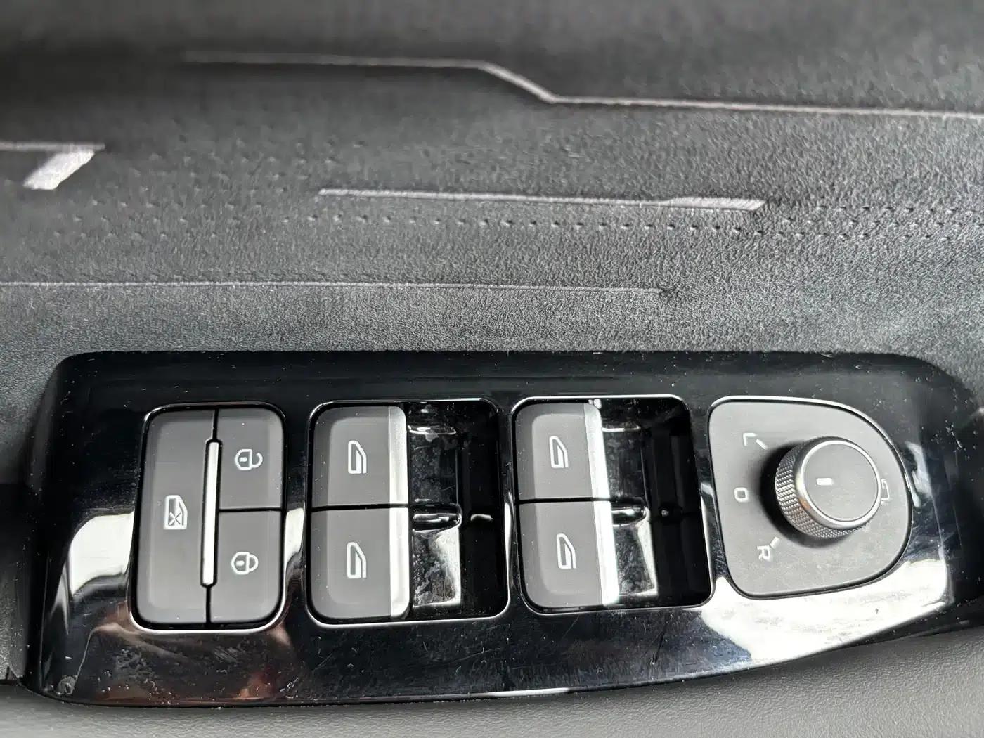 Geely Xingyue L 2024 2.0TD High-Power Automatic Two-Wheel Drive Sky Edition — миниатюра 16