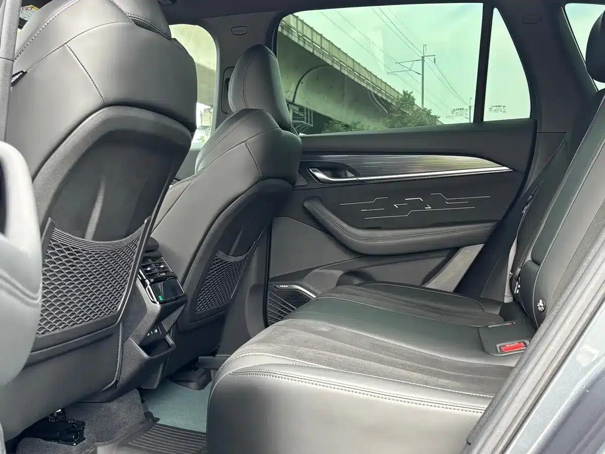 Geely Xingyue L 2024 2.0TD High-Power Automatic Two-Wheel Drive Sky Edition — миниатюра 10