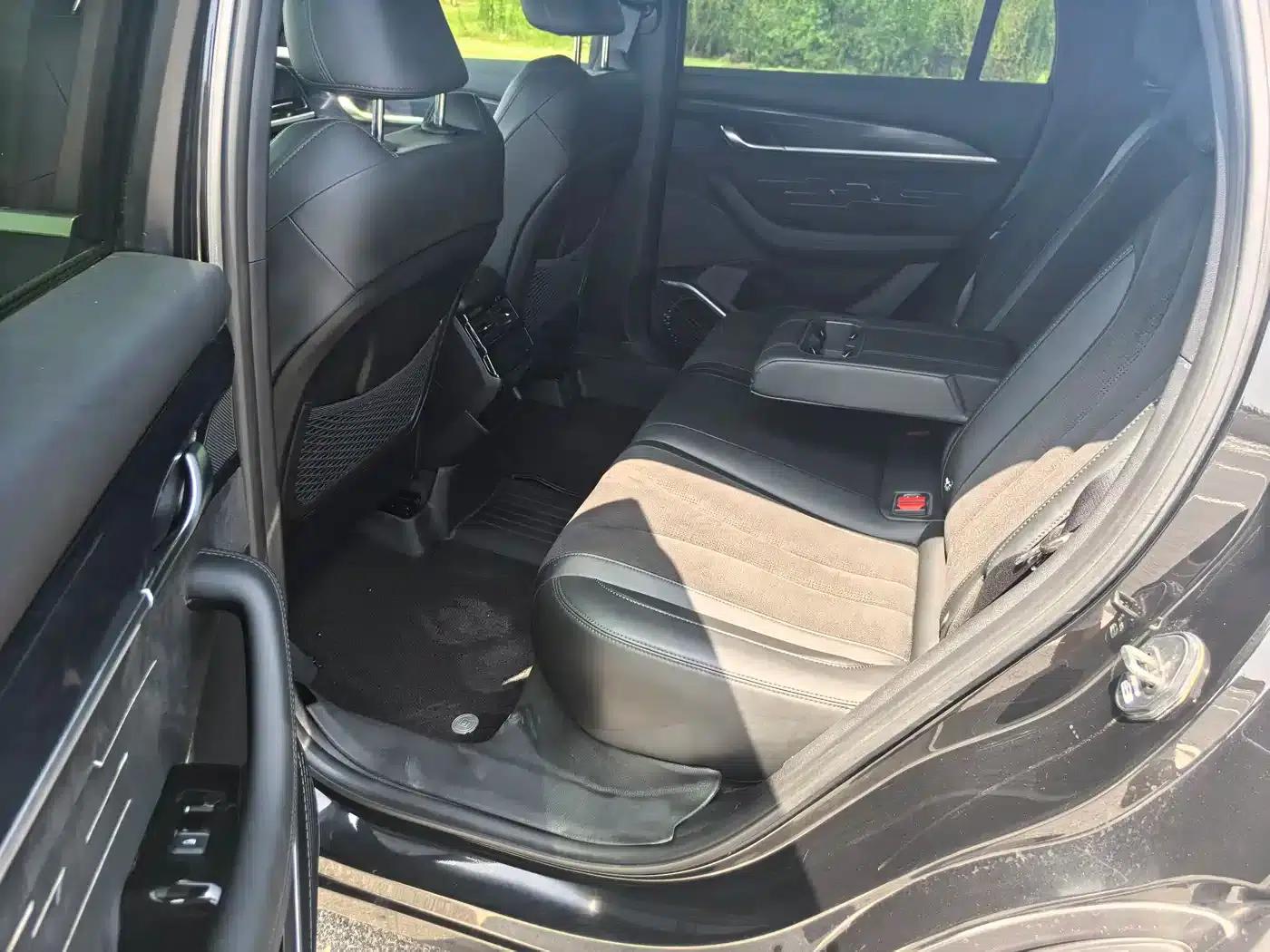 Geely Xingyue L 2025 Oriental Radiance 2.0TD Automatic Star Edition — миниатюра 5