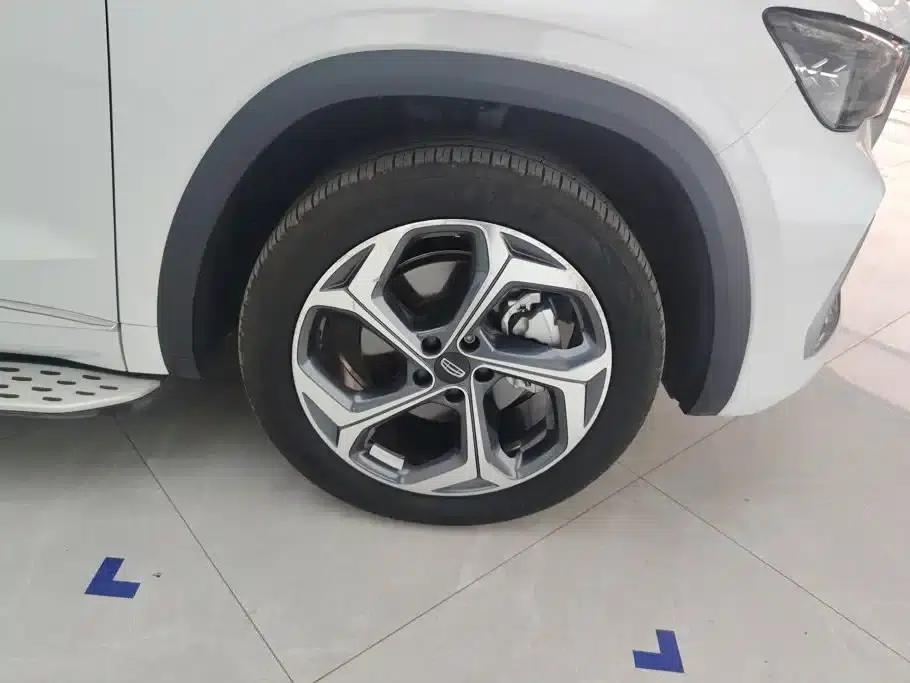 Geely Xingyue L 2024 2.0TD DCT EVO 2WD Long Wind Edition — миниатюра 6
