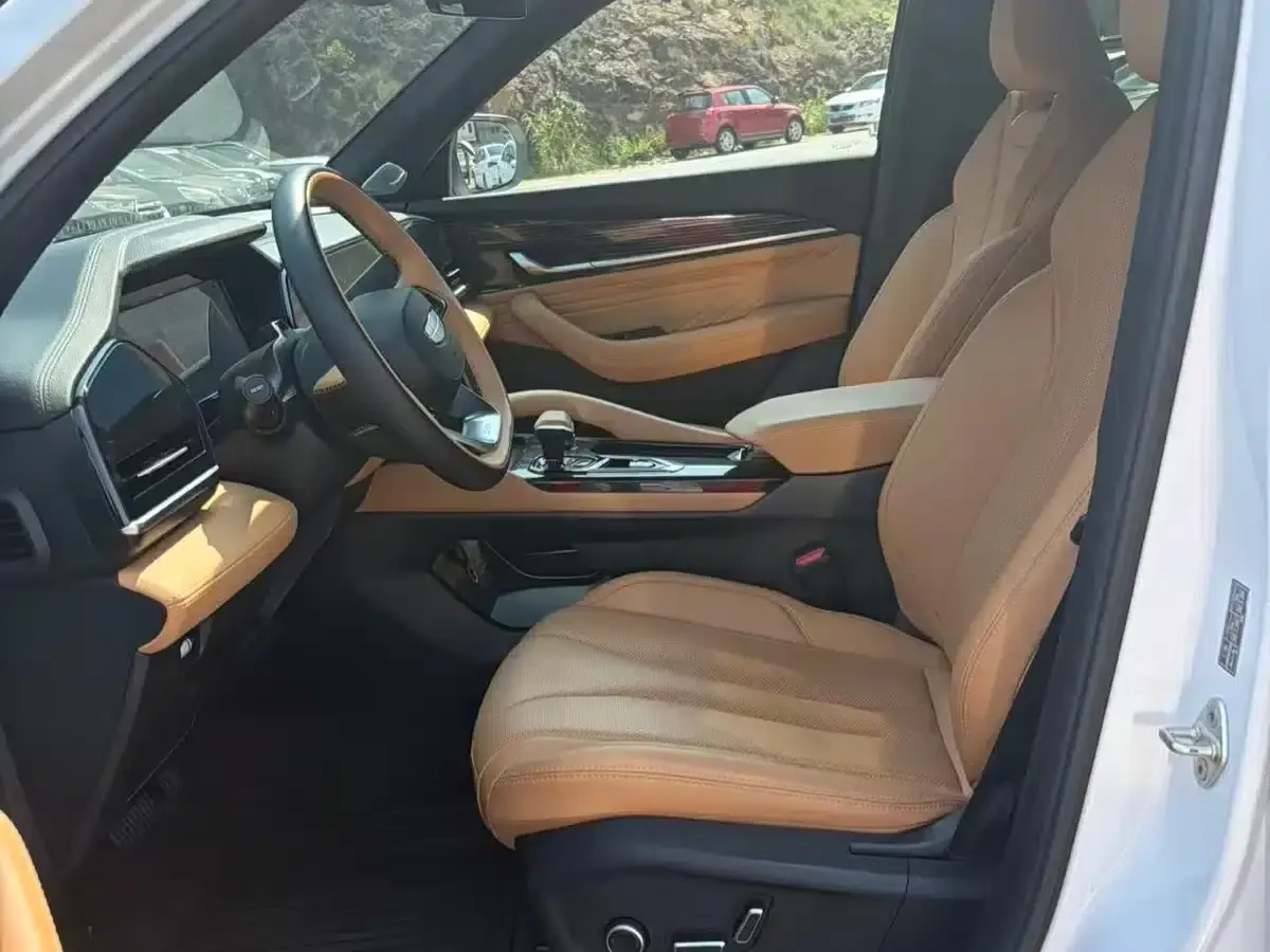 Geely Xingyue L 2024 Hybrid 1.5T Tiangong Edition — миниатюра 3