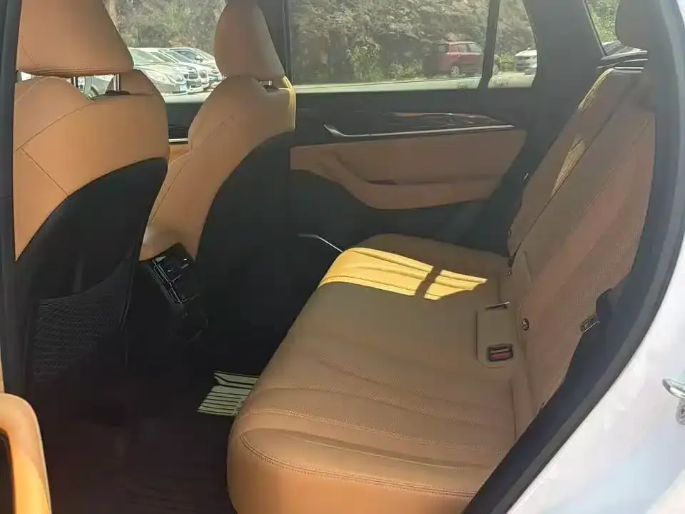 Geely Xingyue L 2024 Hybrid 1.5T Tiangong Edition — миниатюра 4