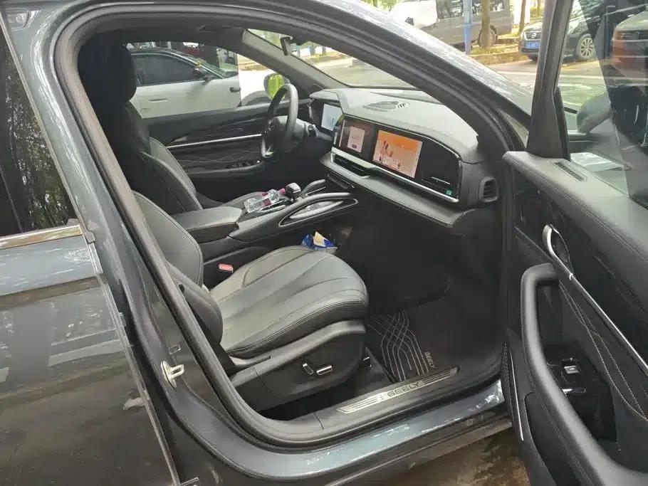 Geely Xingyue L 2024 2.0TD DCT EVO 2WD Long Wind Edition — миниатюра 8