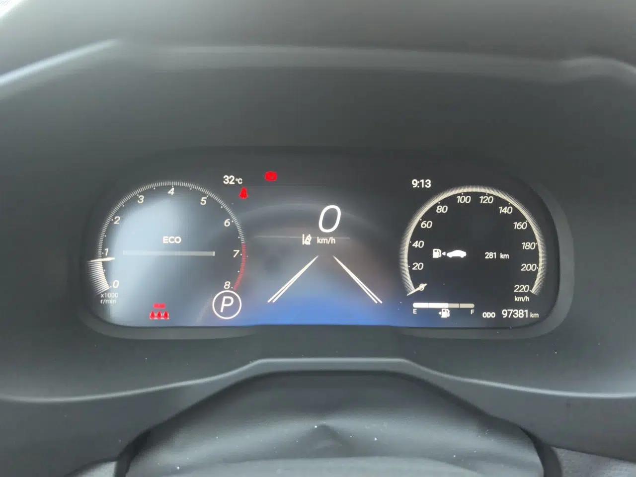 Toyota Wildlander 2023 2.0L CVT Four-Wheel Drive Luxury PLUS Edition — миниатюра 11