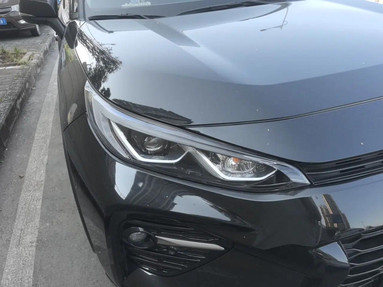 Toyota Wildlander 2023 2.0L CVT Four-Wheel Drive Luxury PLUS Edition — миниатюра 7