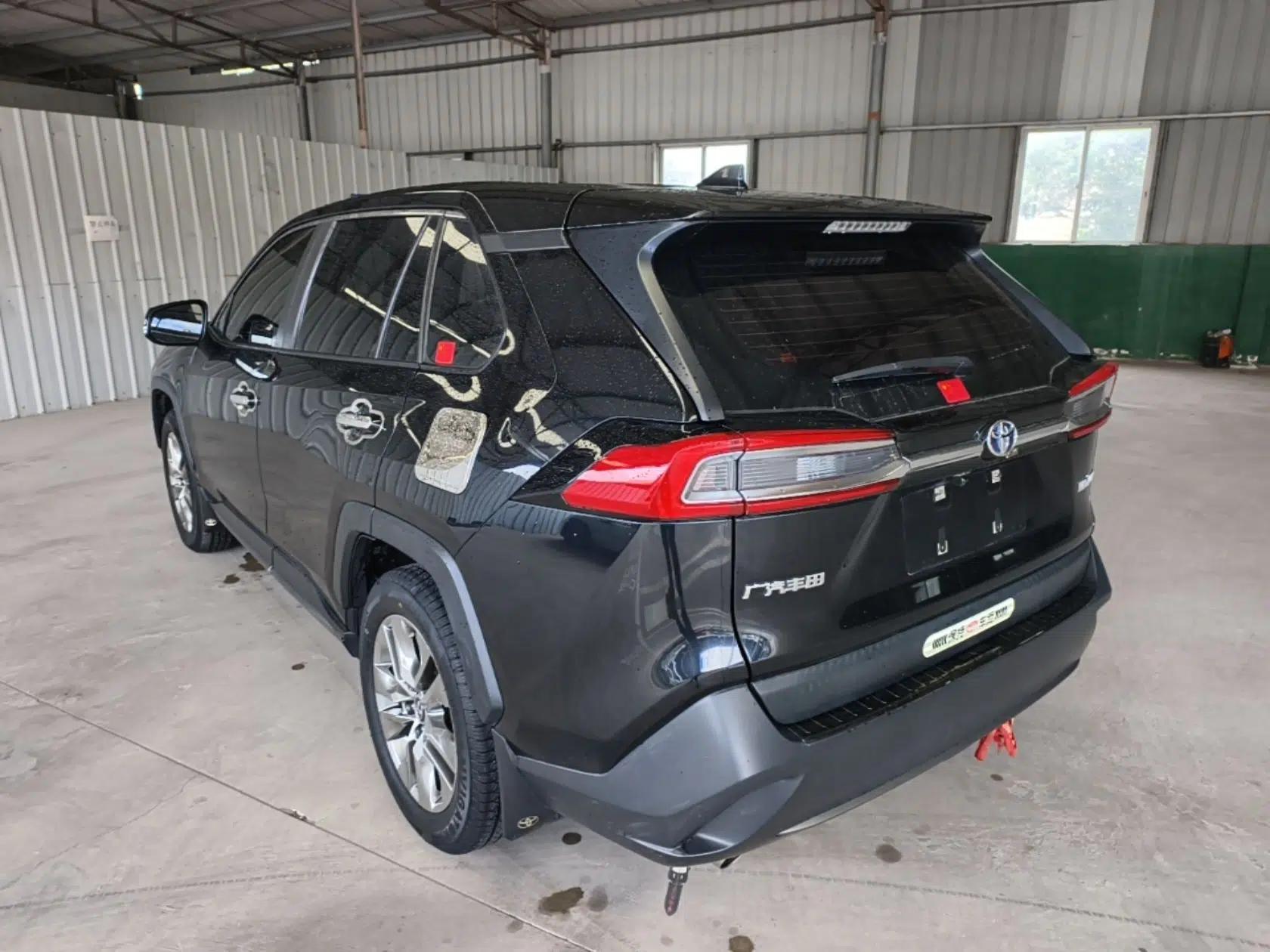 Toyota Wildlander 2023 2.0L CVT Two-Wheel Drive Leading Edition — миниатюра 13