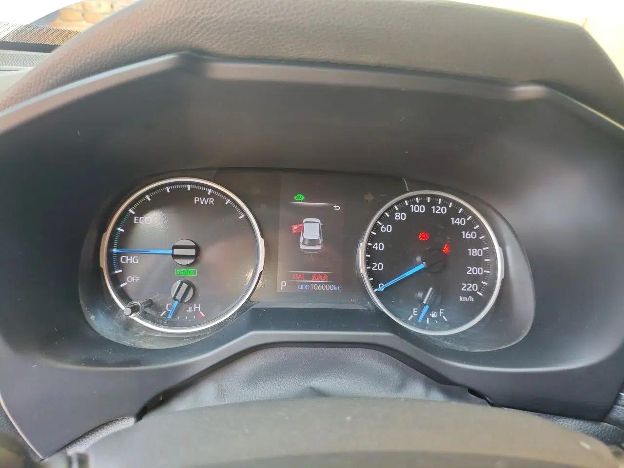 Toyota Wildlander 2021 Dual-Engine 2.5L E-CVT Two-Wheel Drive Luxury Edition — миниатюра 11