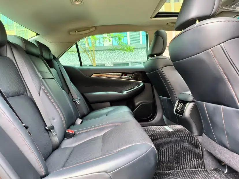 Toyota Crown 2015 2.0T Fashion Edition — миниатюра 31