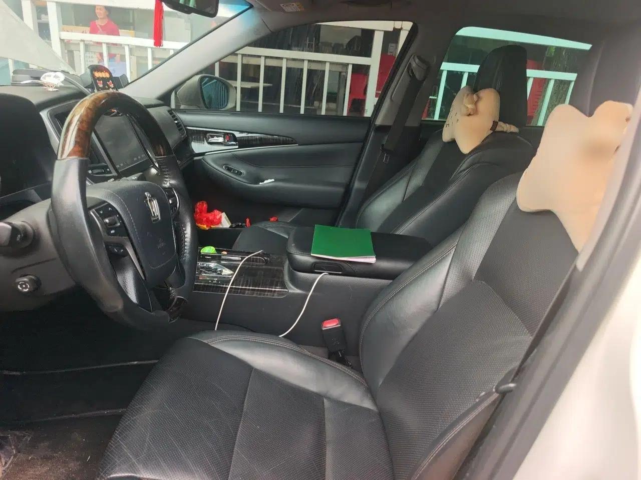 Toyota Crown 2015 2.0T Elite Edition — миниатюра 15