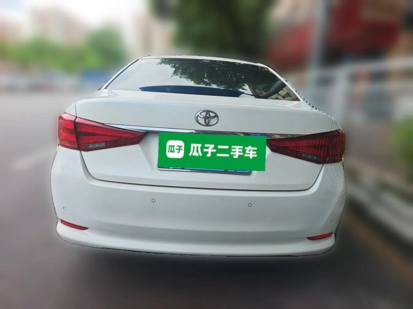 Toyota Crown 2015 2.0T Elite Edition — миниатюра 5