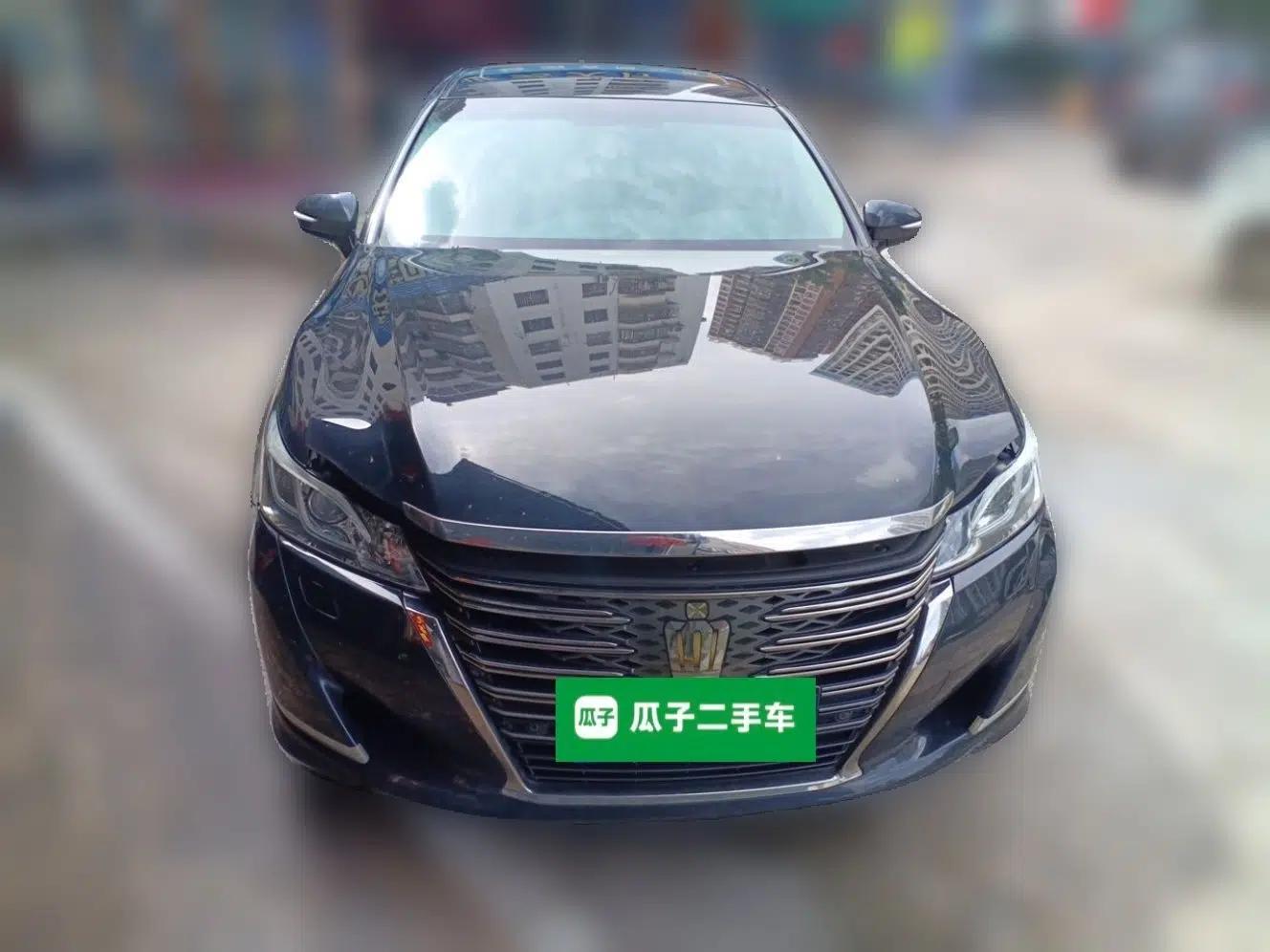 Toyota Crown 2018 2.0T Fashion Edition — миниатюра 2