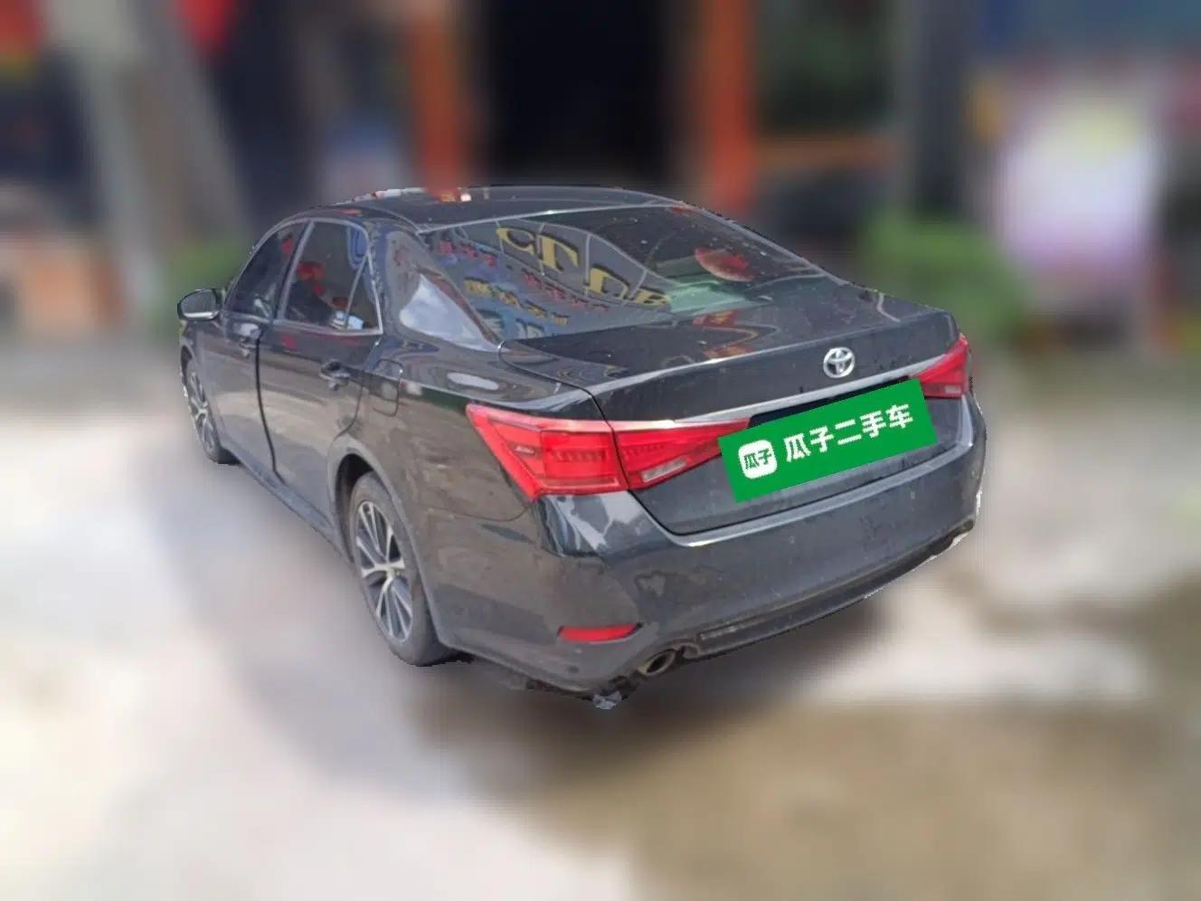 Toyota Crown 2018 2.0T Fashion Edition — миниатюра 4