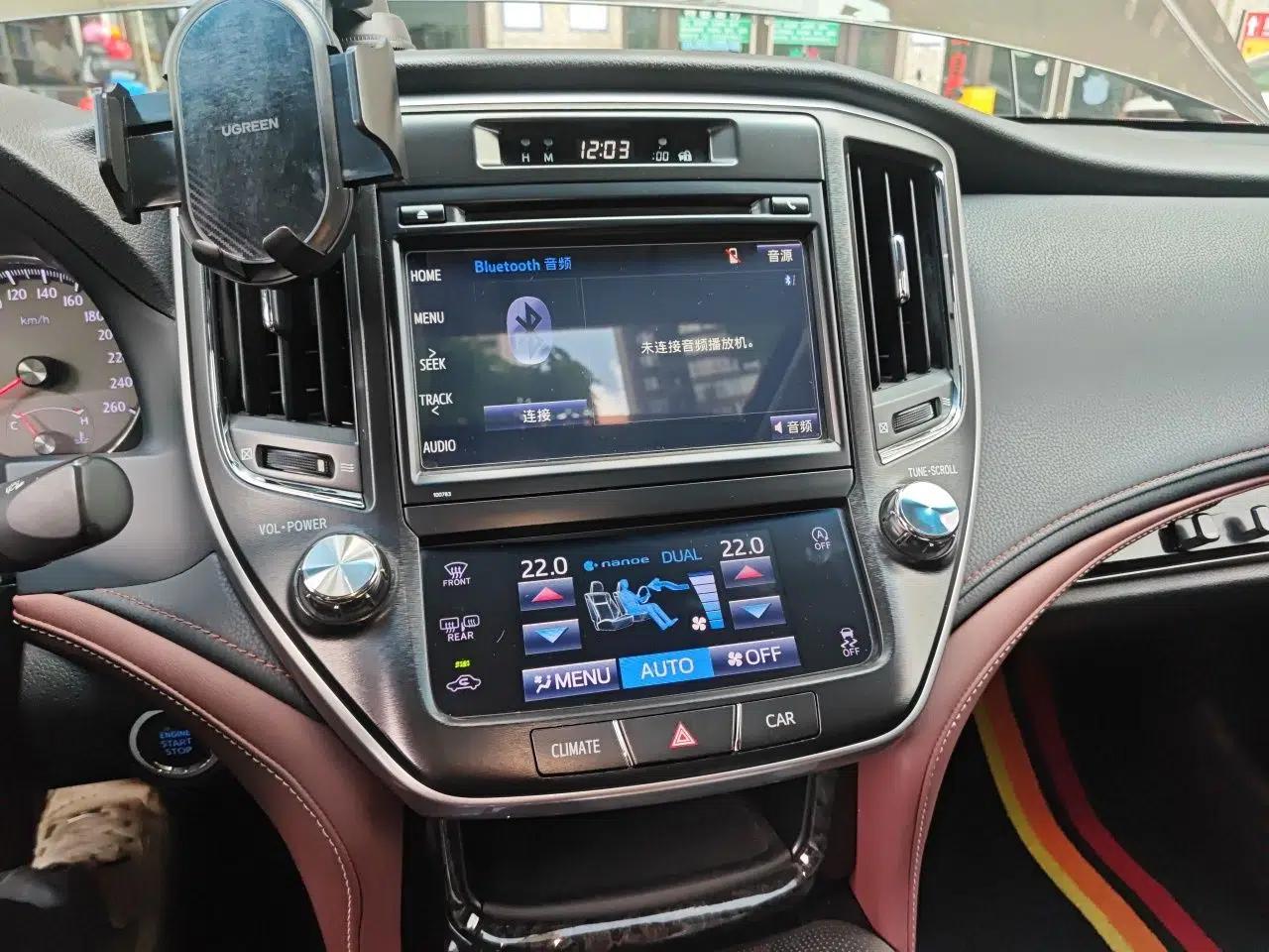 Toyota Crown 2018 2.0T Sport Edition — миниатюра 13