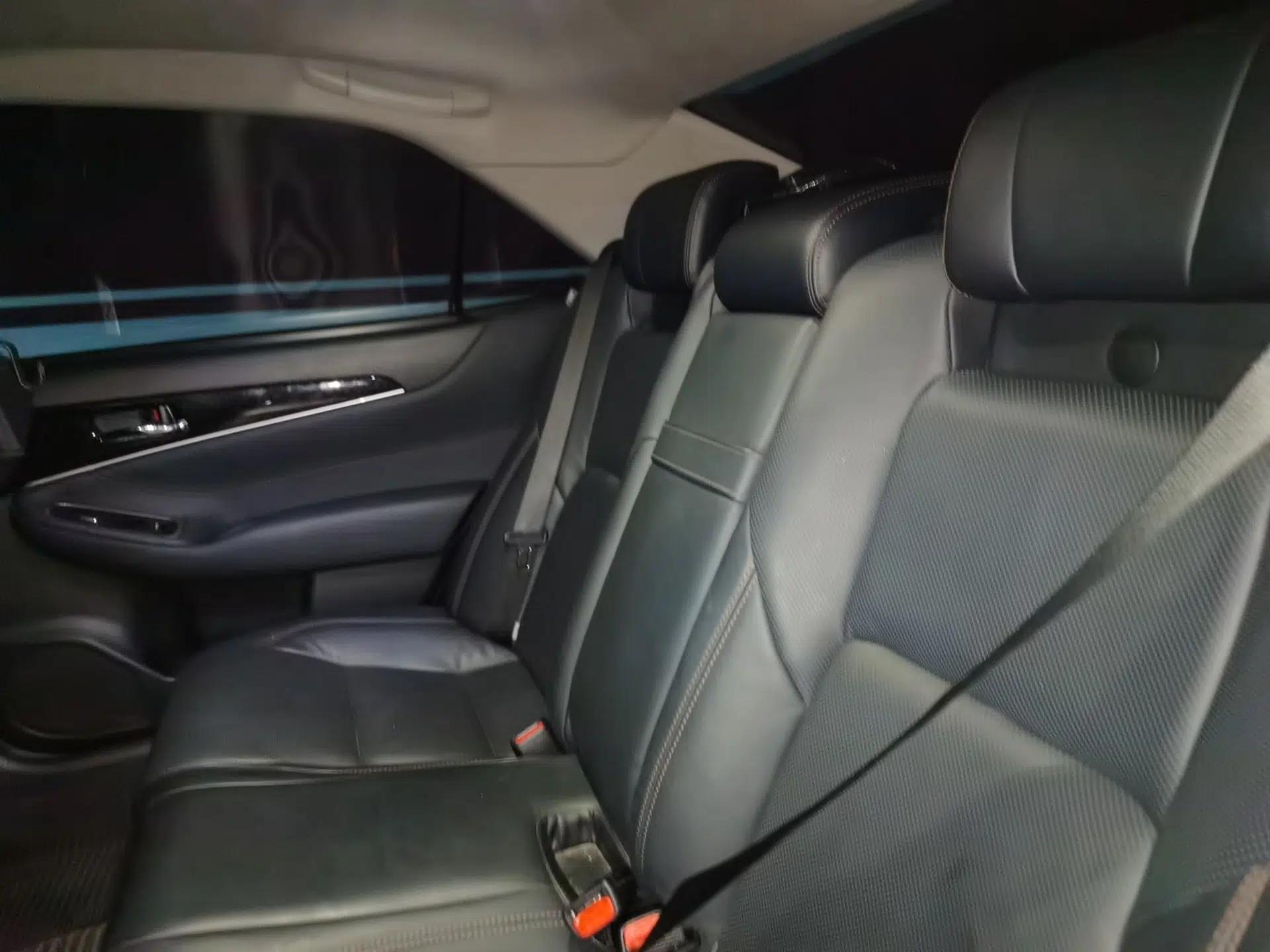 Toyota Crown 2018 2.0T Fashion Edition — миниатюра 17