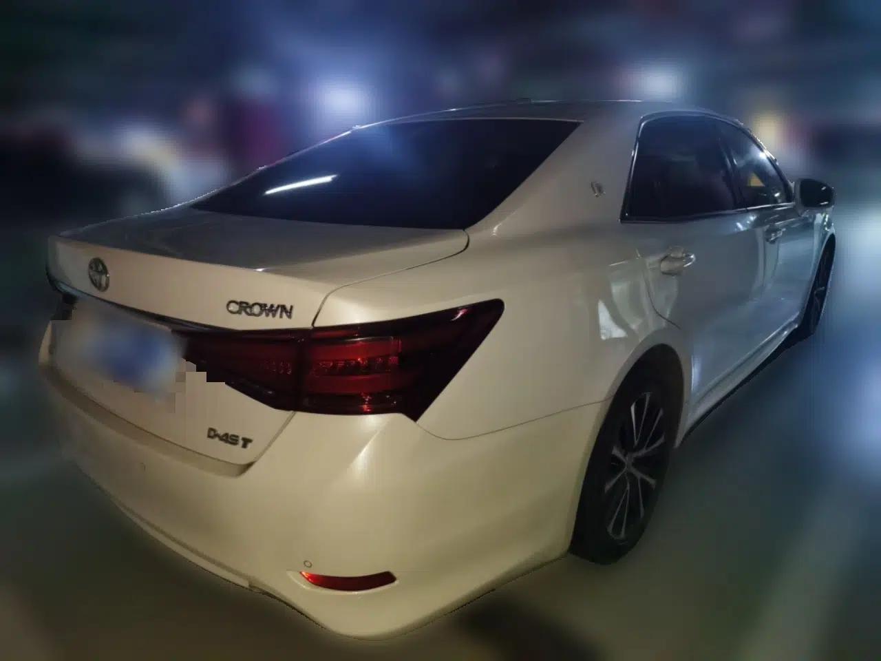 Toyota Crown 2018 2.0T Fashion Edition — миниатюра 6