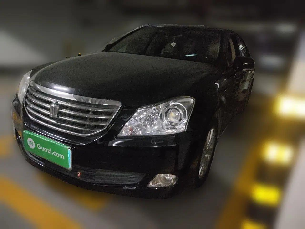Toyota Crown 2010 2.5L Royal Leather Sunroof Edition — миниатюра 1
