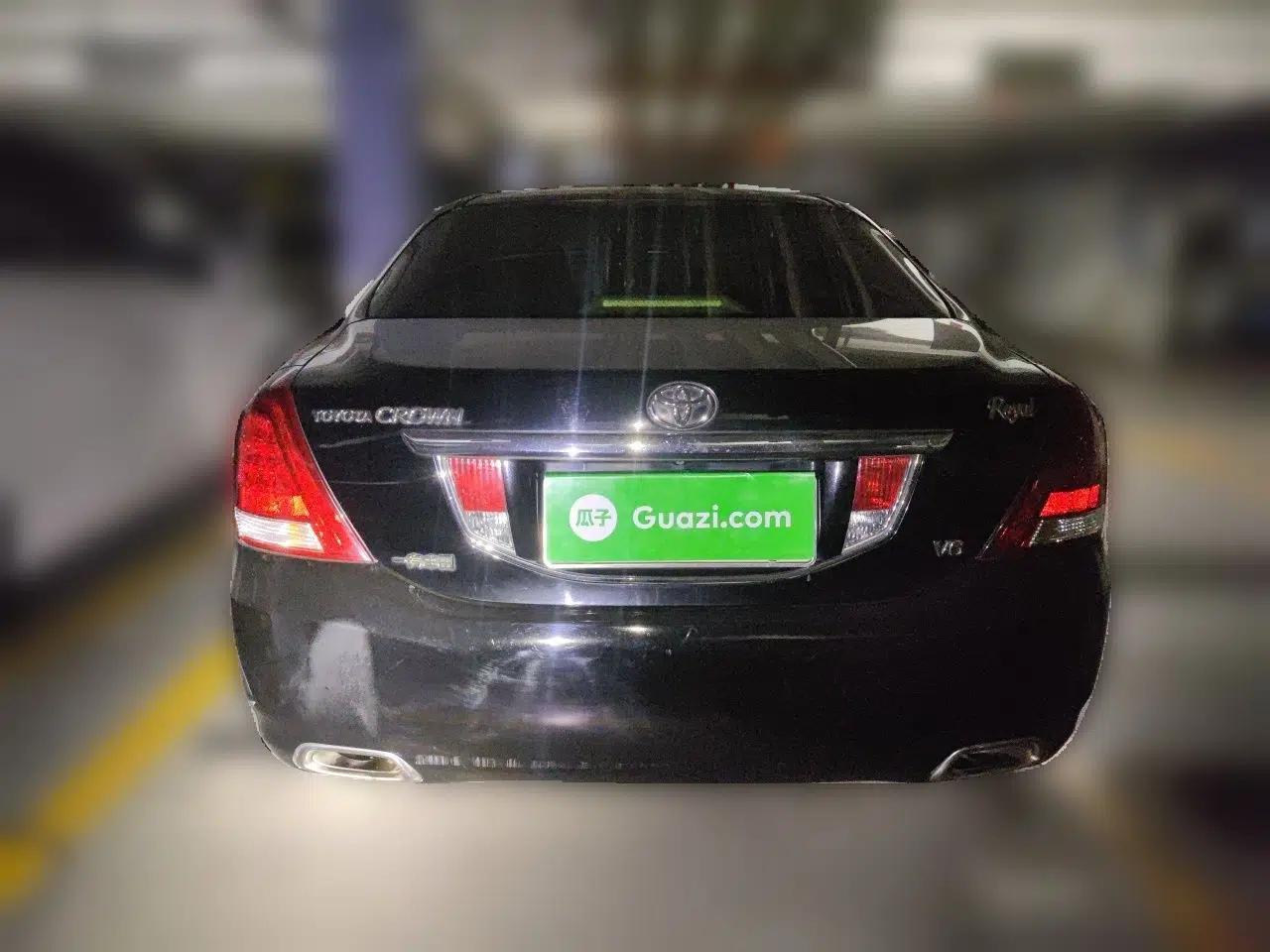 Toyota Crown 2010 2.5L Royal Leather Sunroof Edition — миниатюра 5