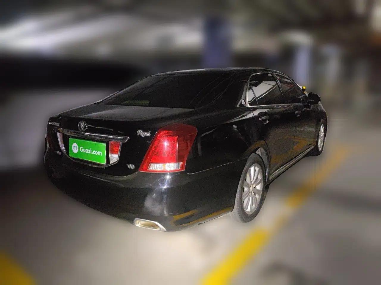 Toyota Crown 2010 2.5L Royal Leather Sunroof Edition — миниатюра 6