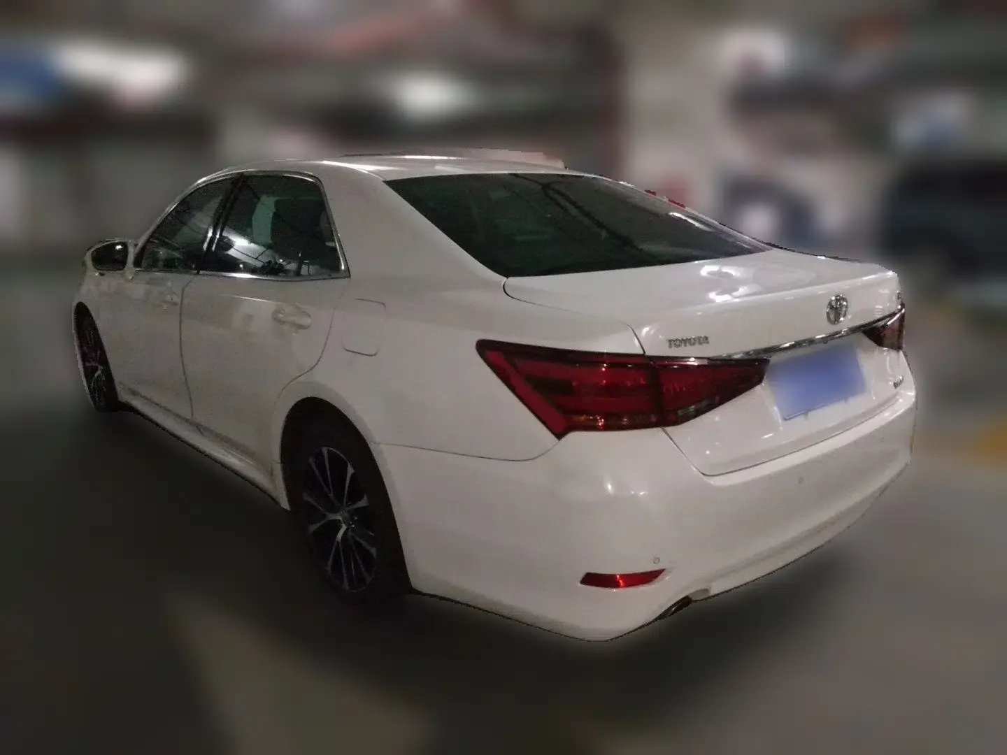 Toyota Crown 2018 2.0T Fashion Edition — миниатюра 4