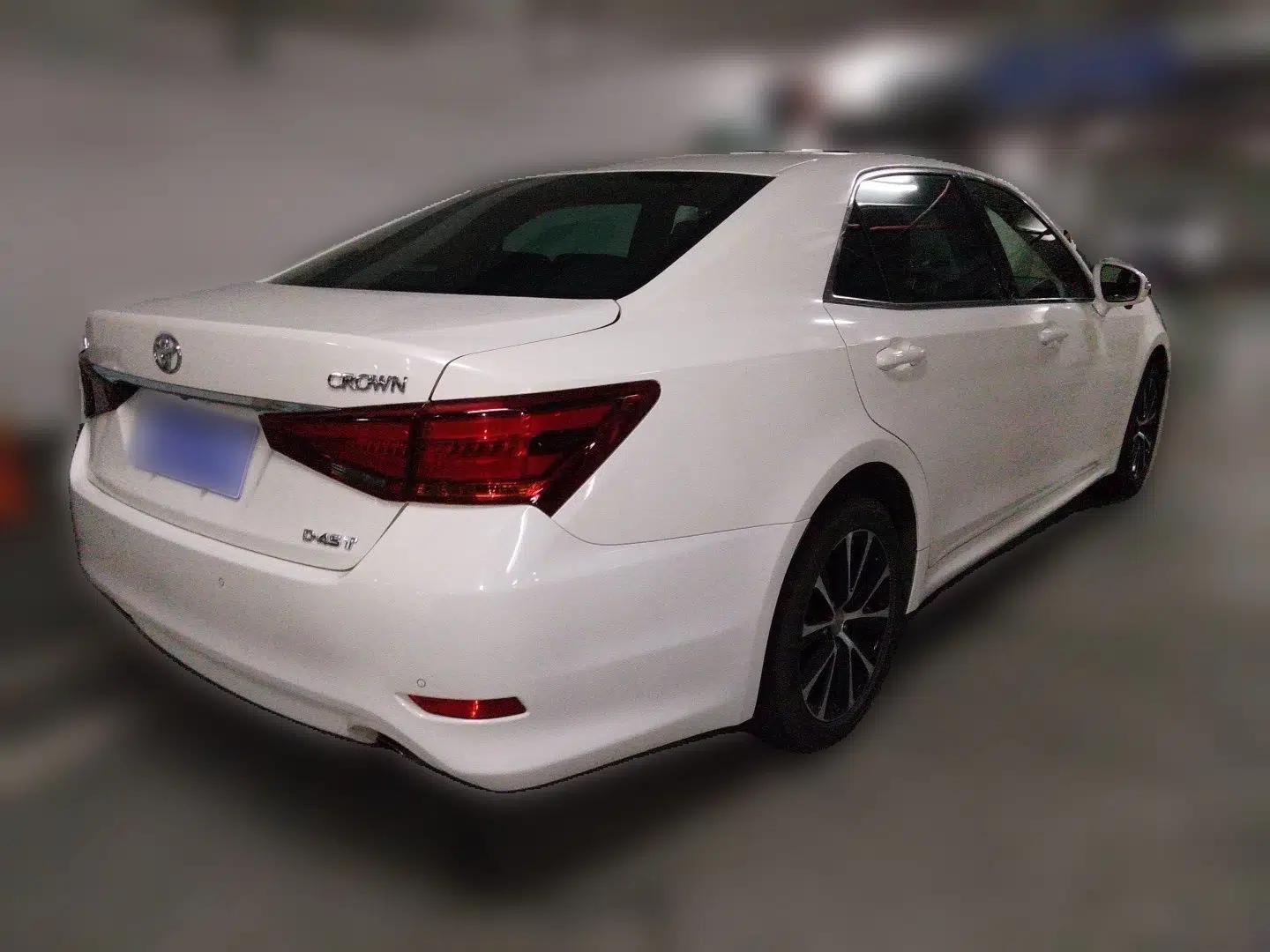 Toyota Crown 2018 2.0T Fashion Edition — миниатюра 6