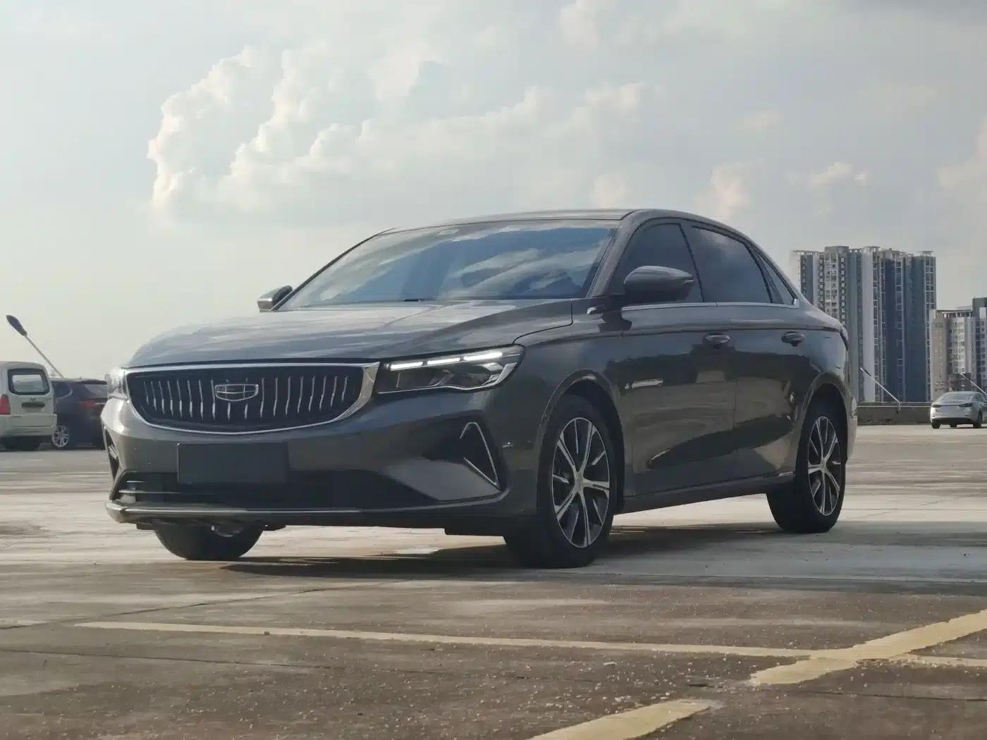 Geely Emgrand 2022 4th Generation 1.5L CVT Flagship Edition — миниатюра 1