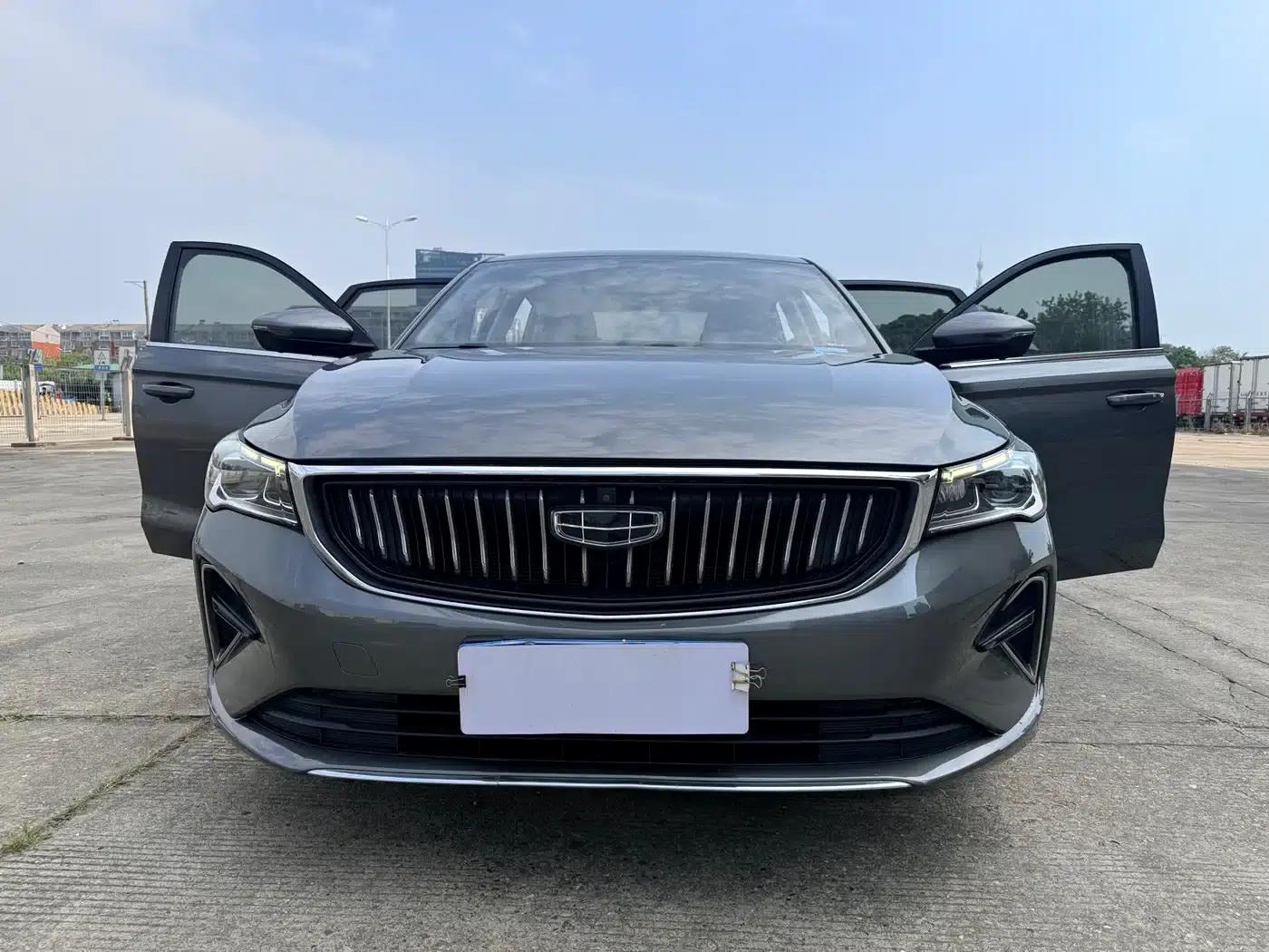 Geely Emgrand 2022 4th Generation 1.5L CVT Flagship Edition — миниатюра 21