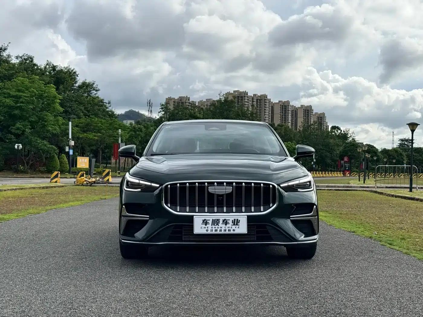 Geely Emgrand 2026 5th Generation 1.5T DCT Flagship Edition — миниатюра 2