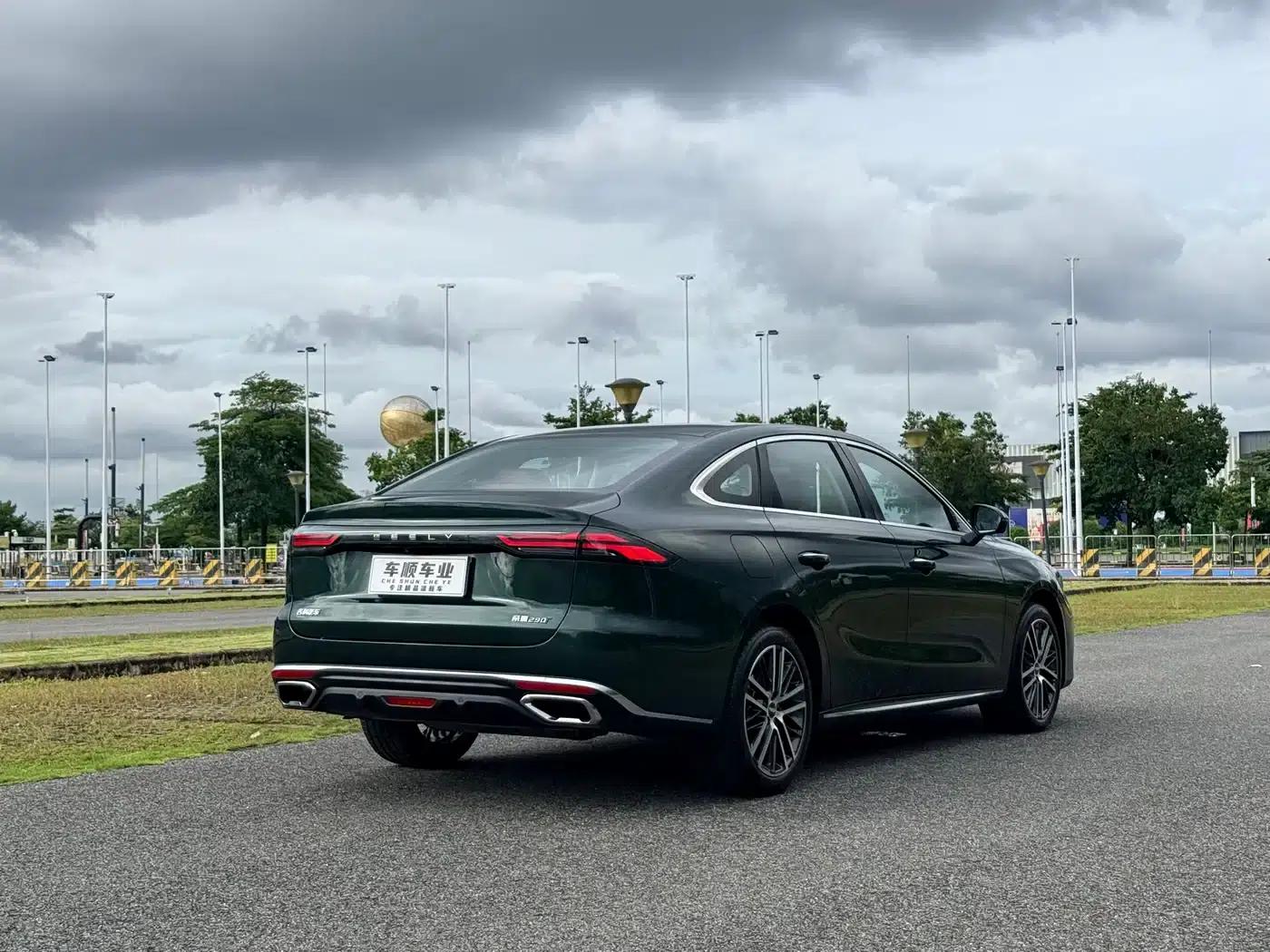 Geely Emgrand 2026 5th Generation 1.5T DCT Flagship Edition — миниатюра 7