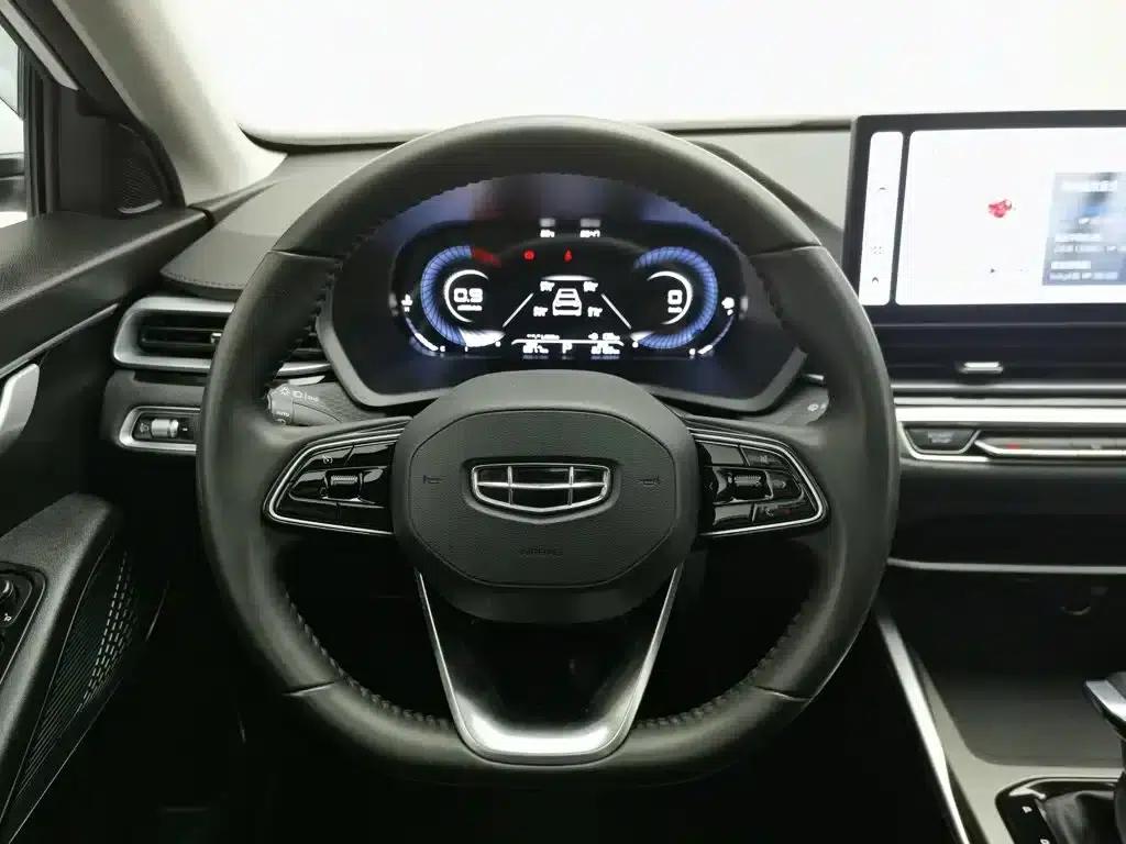 Geely Emgrand 2023 4th Generation Champion Edition 1.5L CVT Premium — миниатюра 11