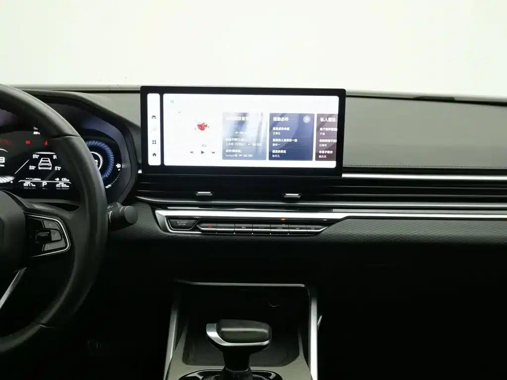 Geely Emgrand 2023 4th Generation Champion Edition 1.5L CVT Premium — миниатюра 12