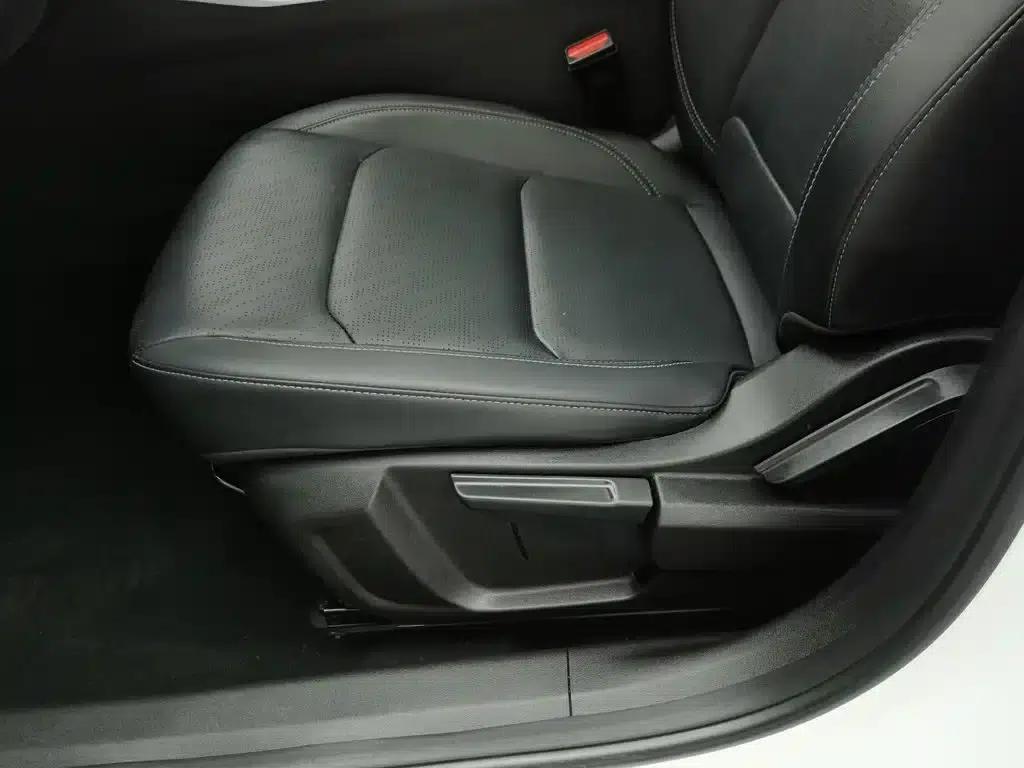 Geely Emgrand 2023 4th Generation Champion Edition 1.5L CVT Premium — миниатюра 20