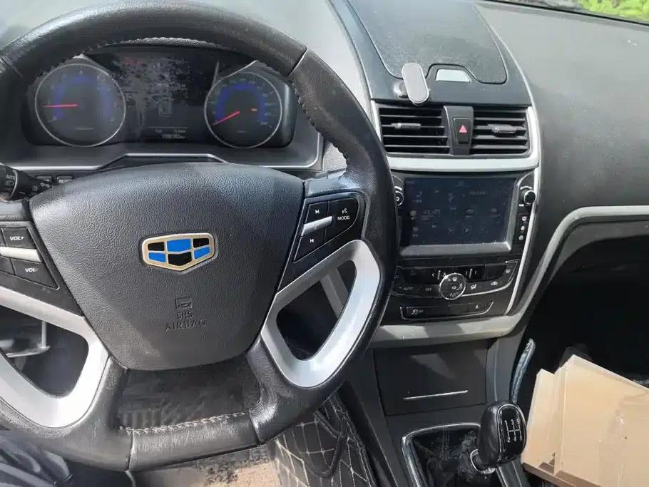Geely Emgrand 2016 Sedan 1.5L Manual Upgrade Version — миниатюра 12