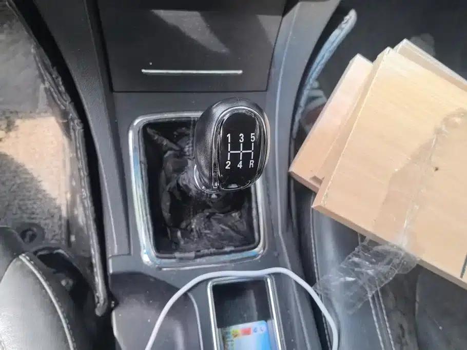 Geely Emgrand 2016 Sedan 1.5L Manual Upgrade Version — миниатюра 16
