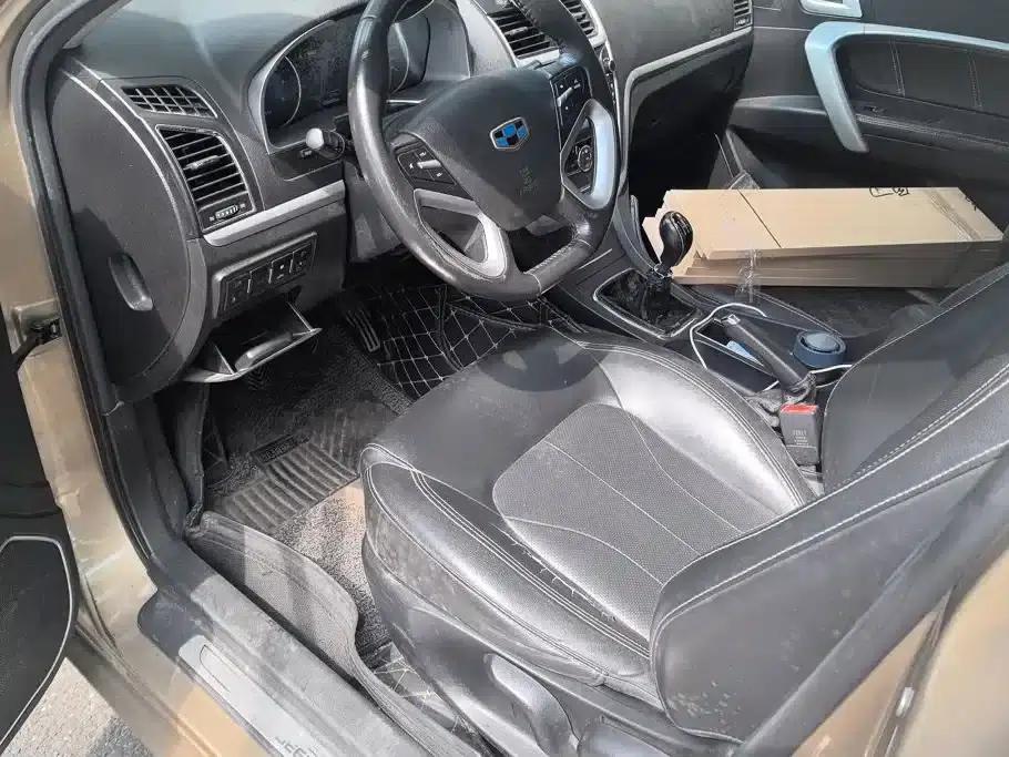 Geely Emgrand 2016 Sedan 1.5L Manual Upgrade Version — миниатюра 9