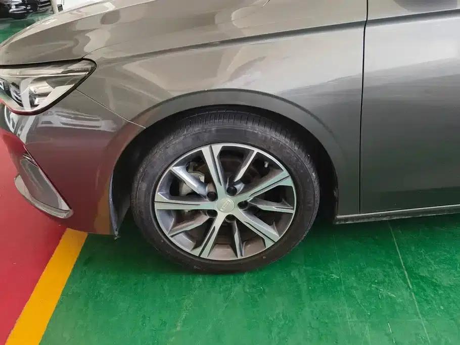 Geely Emgrand 2023 4th Generation Champion Edition 1.5L CVT Premium — миниатюра 6