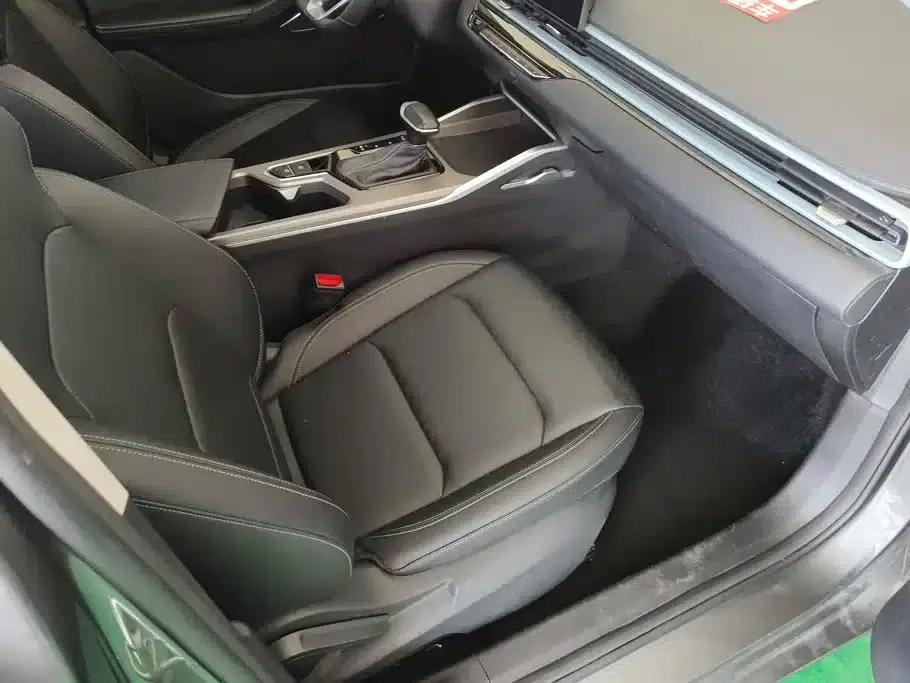 Geely Emgrand 2023 4th Generation Champion Edition 1.5L CVT Premium — миниатюра 8