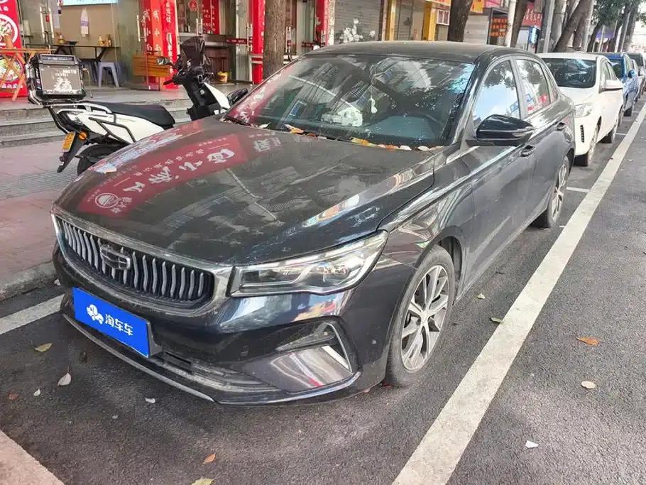 Geely Emgrand 2022 4th Generation 1.5L CVT Flagship Edition — миниатюра 1