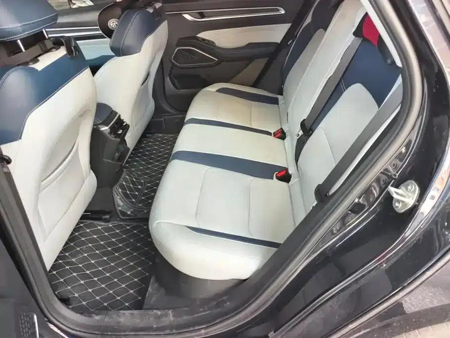 Geely Emgrand 2022 4th Generation 1.5L CVT Flagship Edition — миниатюра 11