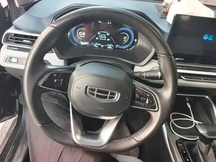 Geely Emgrand 2022 4th Generation 1.5L CVT Flagship Edition — миниатюра 15