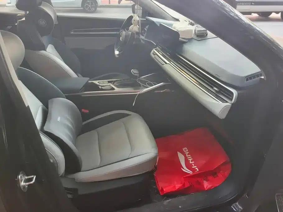 Geely Emgrand 2022 4th Generation 1.5L CVT Flagship Edition — миниатюра 8