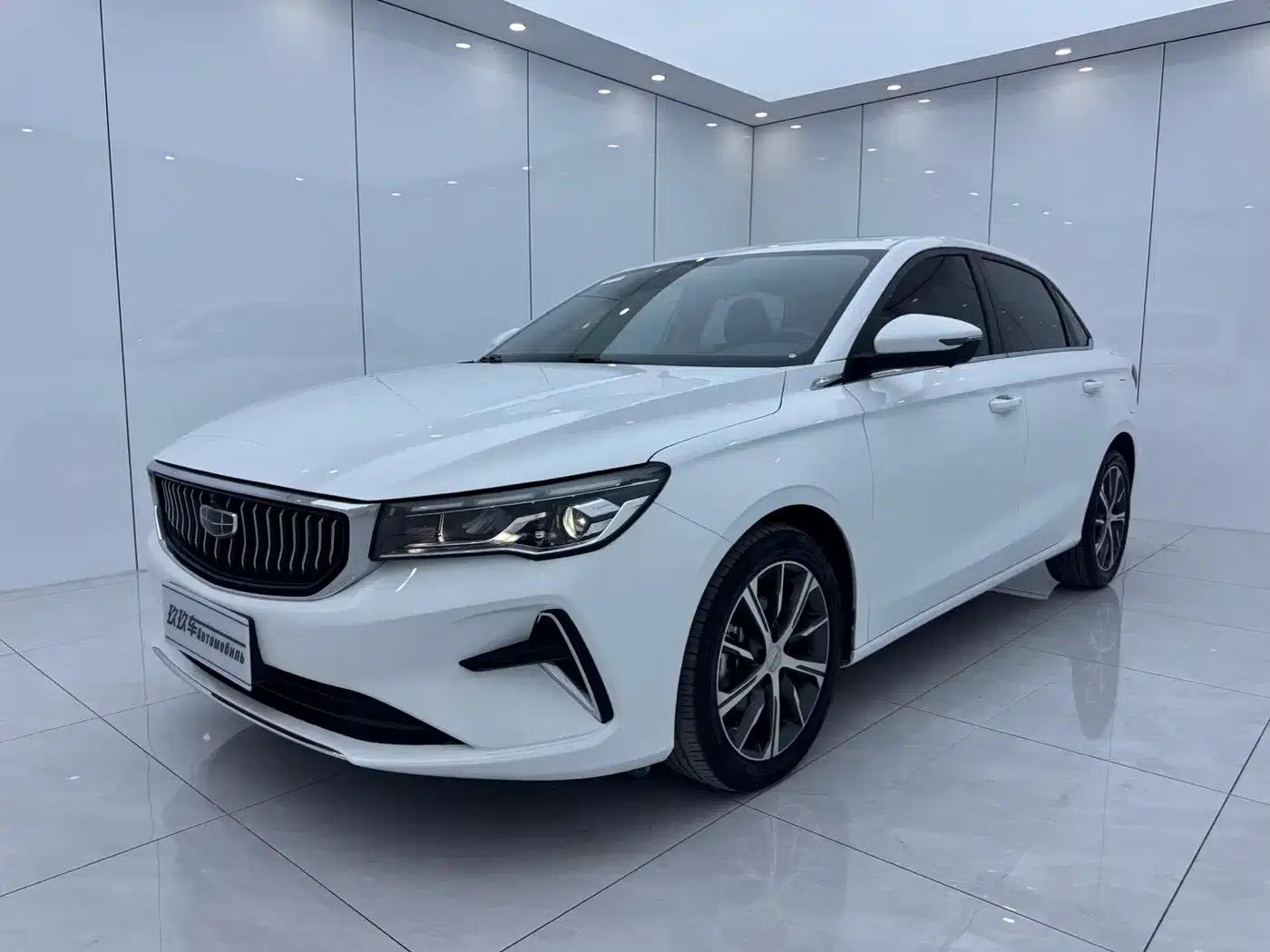 Geely Emgrand 2022 4th Generation 1.5L CVT Flagship Edition — миниатюра 1