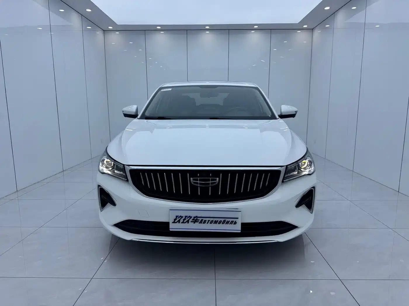 Geely Emgrand 2022 4th Generation 1.5L CVT Flagship Edition — миниатюра 2