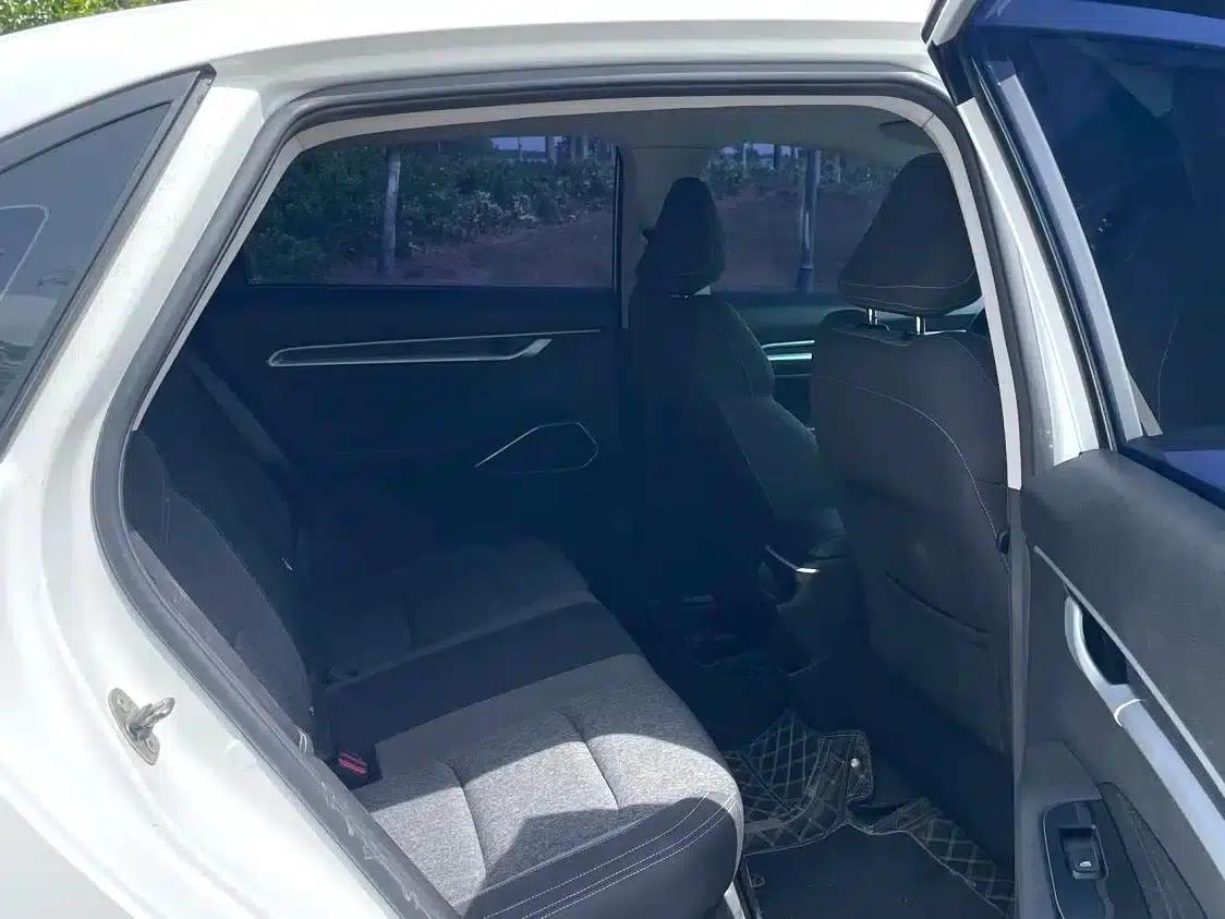 Geely Emgrand 2021 UP 1.5L CVT Comfort Model — миниатюра 5