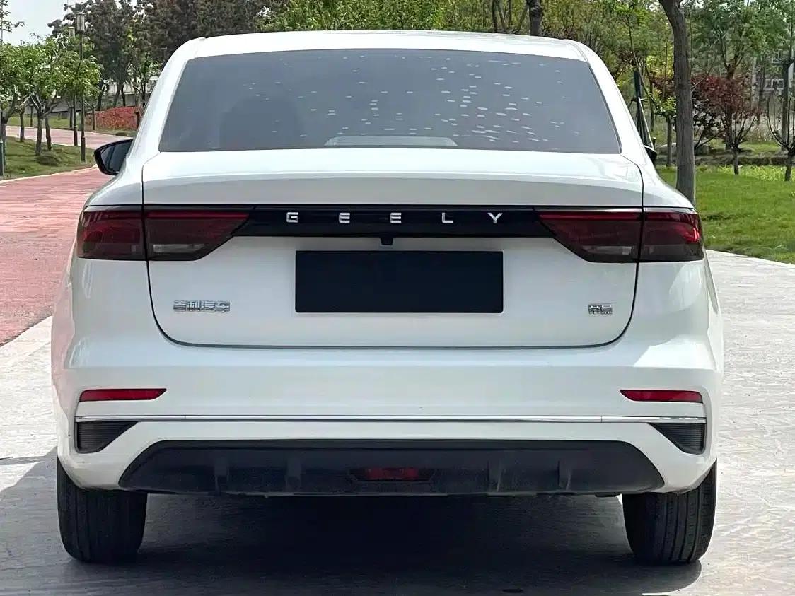 Geely Emgrand 2021 UP 1.5L CVT Comfort Model — миниатюра 8