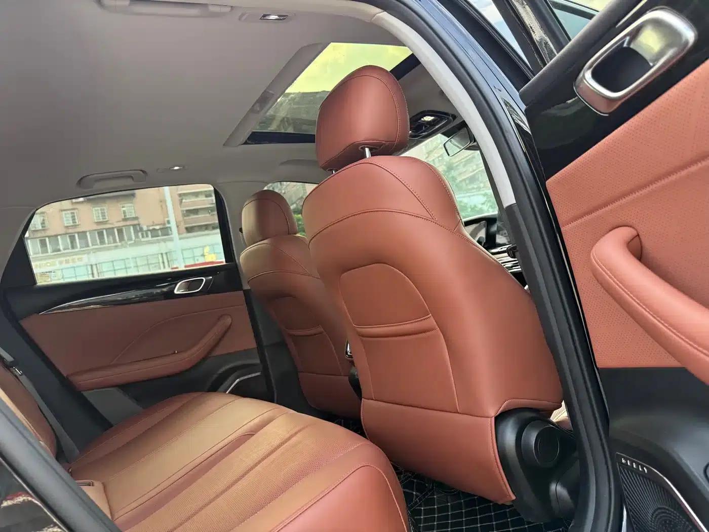 Geely Emgrand 2026 5th Generation 1.5T DCT Flagship Edition — миниатюра 14