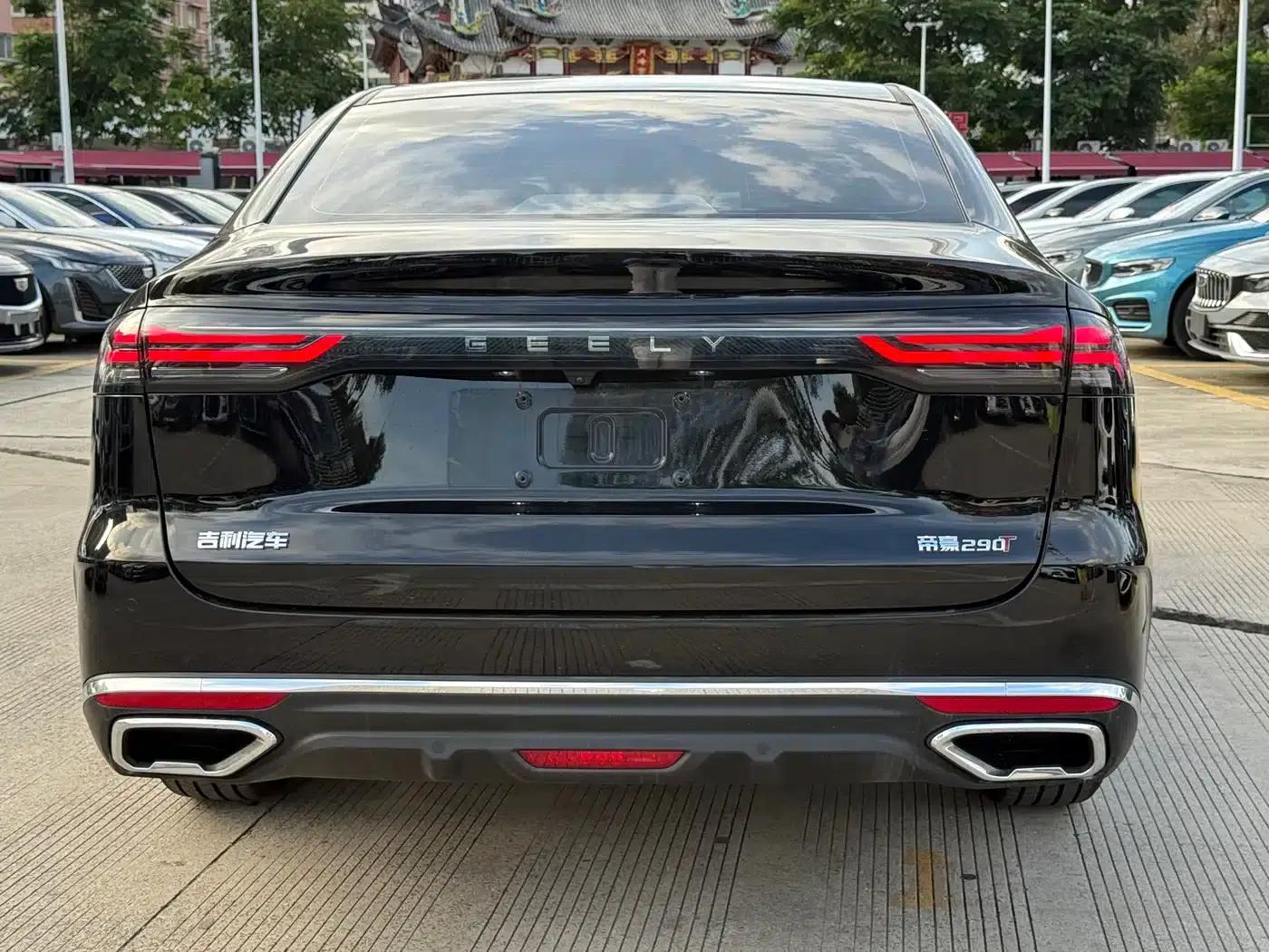 Geely Emgrand 2026 5th Generation 1.5T DCT Flagship Edition — миниатюра 6