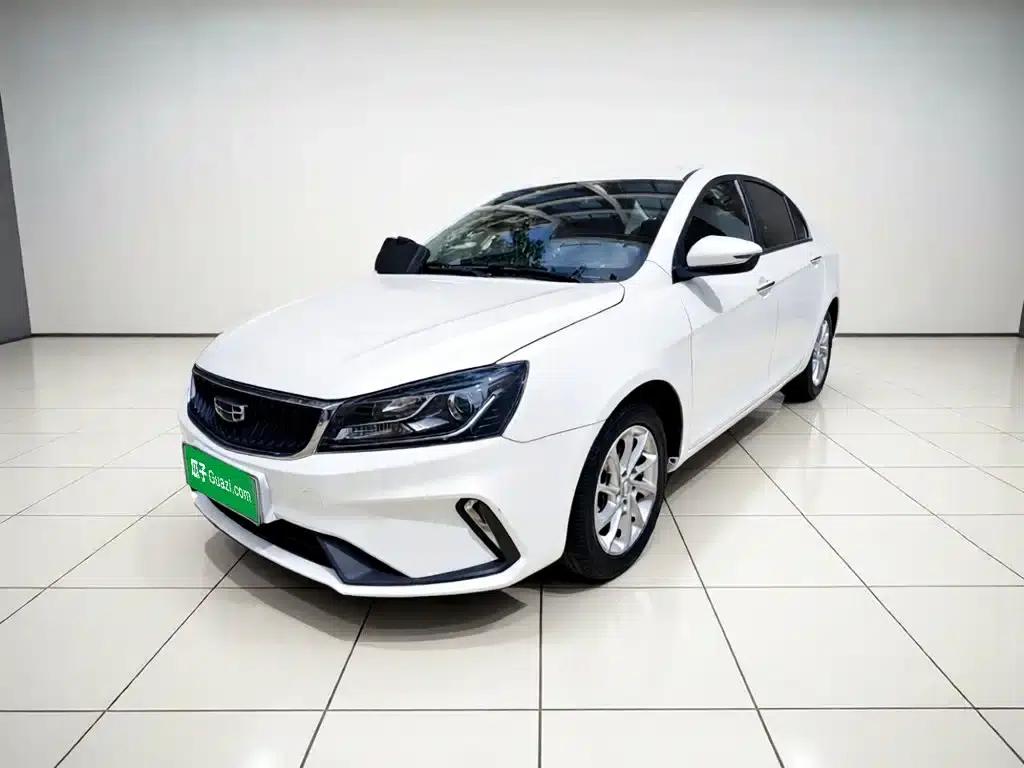 Geely Emgrand 2021 UP 1.5L CVT Luxury Edition — миниатюра 1